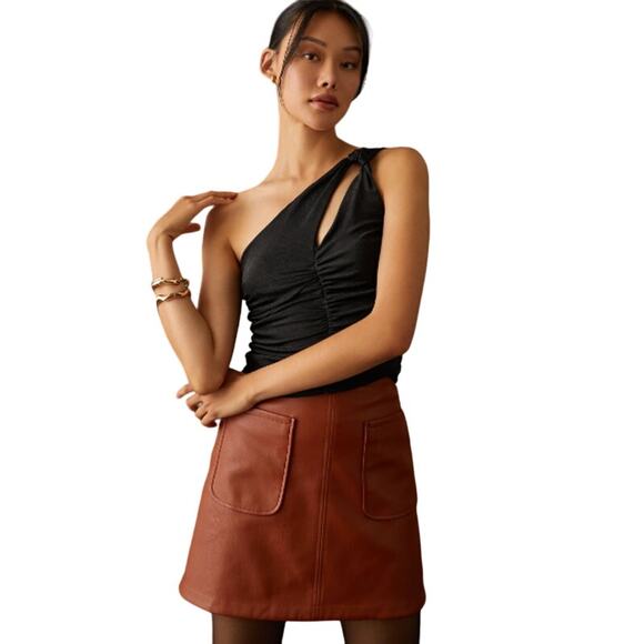 NWT By Anthropologie Black One-Shoulder Ruched Fitted Tank Womens Medium - Picture 3 of 9